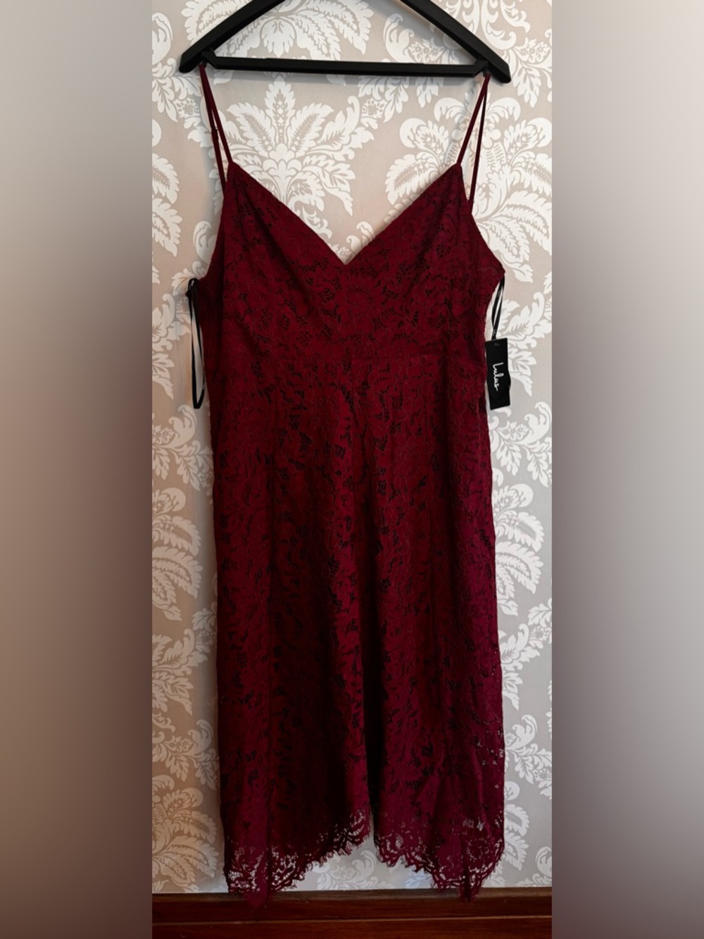 Lulu's Burgundy Lace Dress